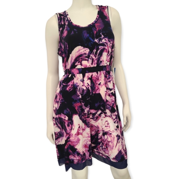 New with Tags Vera Wang Black and Pink Dress size Medium - Picture 4 of 8